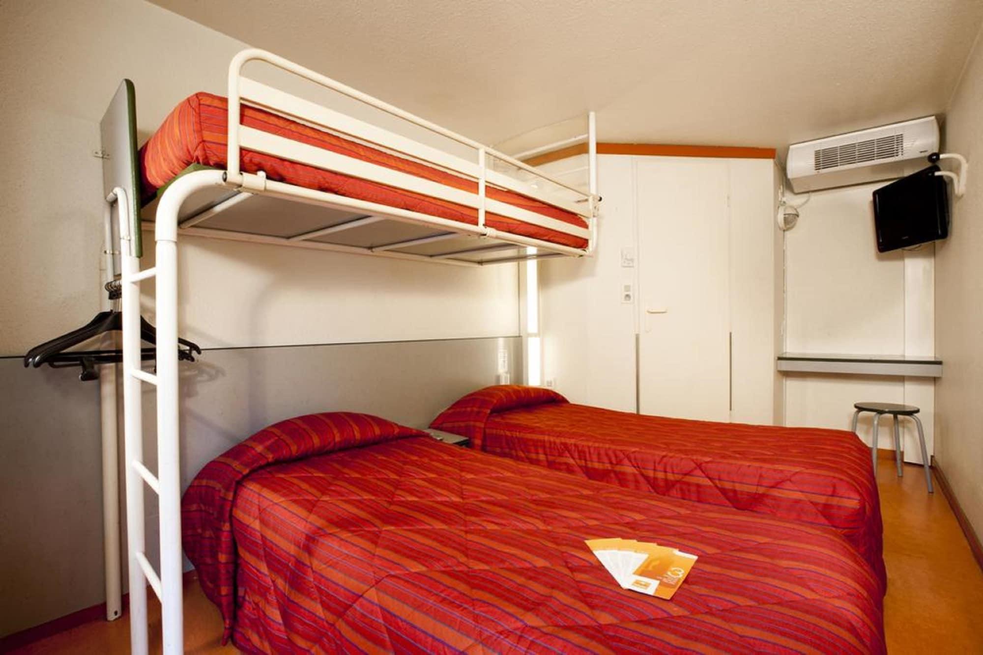 Premiere Classe Niort Est La Creche Exterior photo