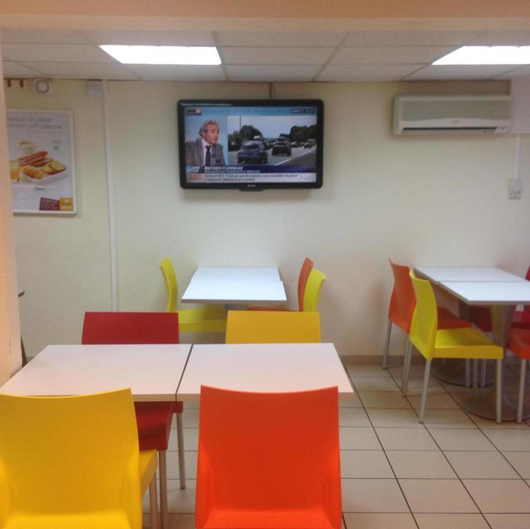 Premiere Classe Niort Est La Creche Exterior photo